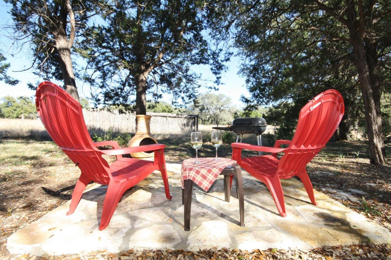 Cabins At Flite Acres - Texas Sage Wimberley Exterior photo